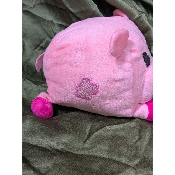 Nanco Pixel Pig Cube Plush Toy - Soft Emboroidered Features - Approx. 4" x 6" - Picture 4 of 7